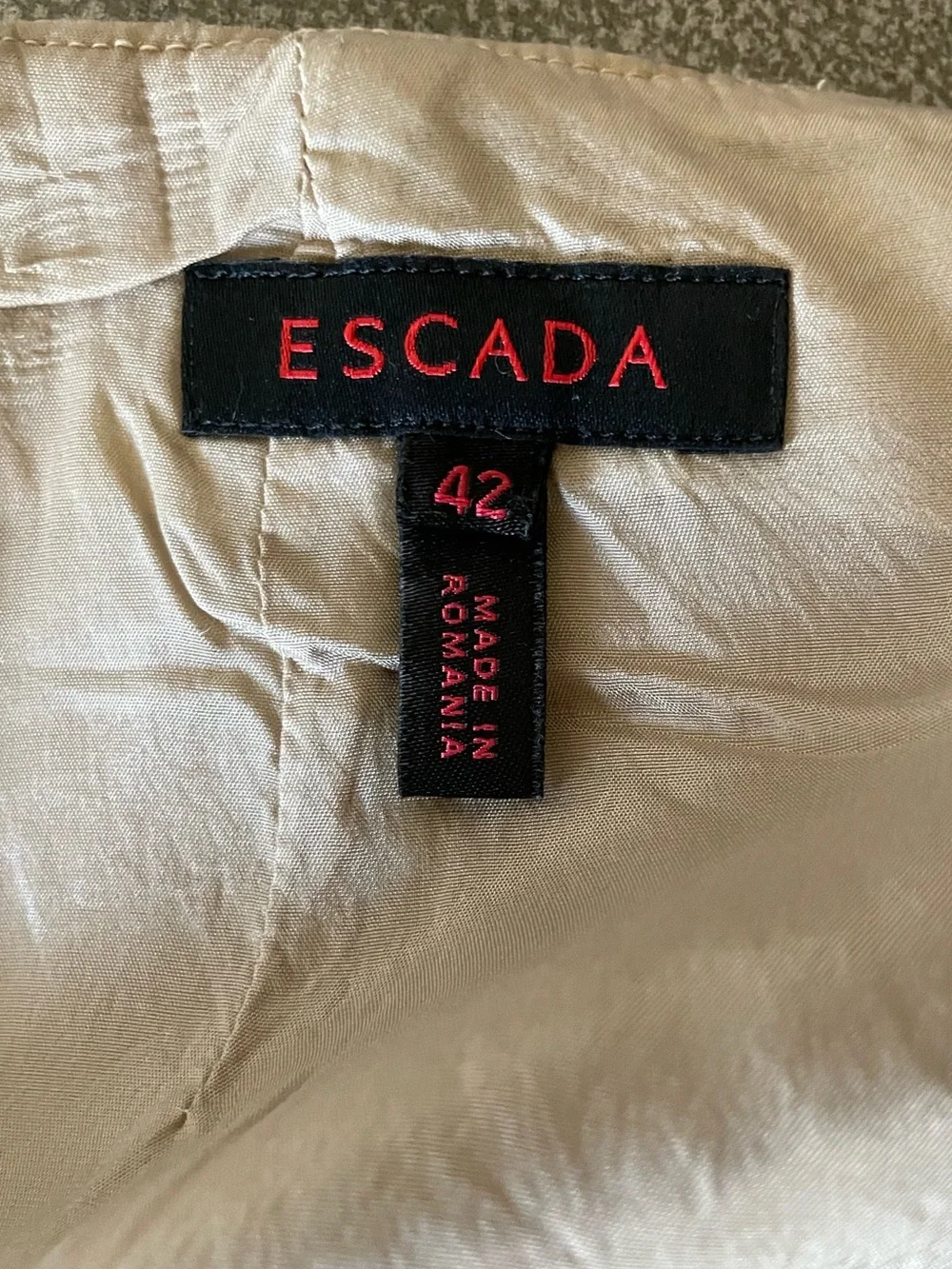 Escada pencil skirt